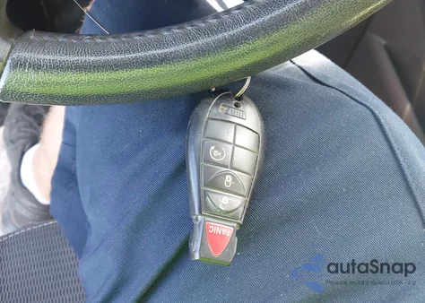 2010 Dodge Ram 1500 Slt/Sport/Trx z USA, uszkodzony, nr VIN 1D7RV1CT3AS177559